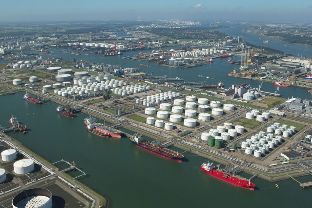 Tank Terminals In Doklaan Rotterdam